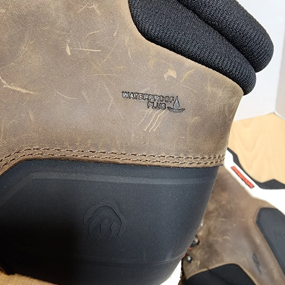 NWT WOLVERINE Carom CarbonMax‎ 6